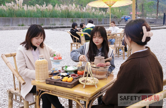 圍爐煮茶：茶是關(guān)鍵，這兩類茶不適合煮[圍爐茶桌，自制圍爐]