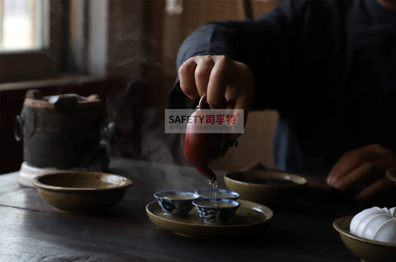 “圍爐煮茶”為什么火？年輕人追捧是有原因的-司孚特圍爐茶桌(圖3)