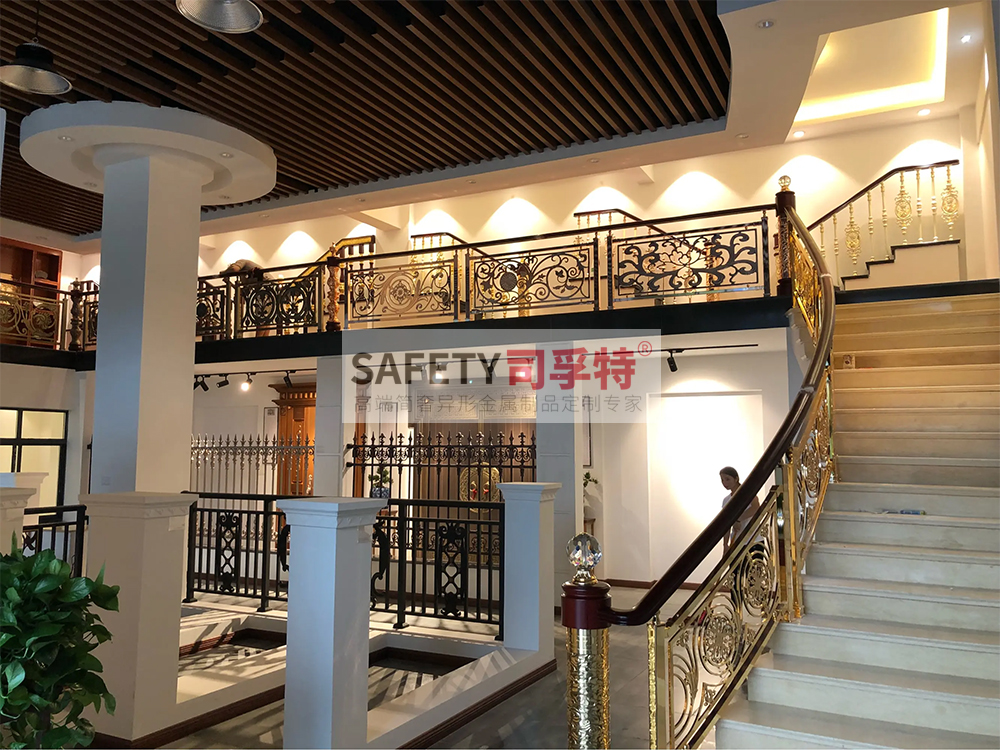 鋁藝鏤空雕花樓梯扶手：造型多樣，工藝成熟，彰顯高端品味(圖6)